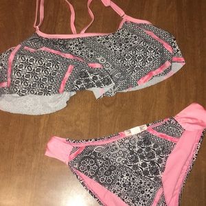 super cute pink and black bathing suit